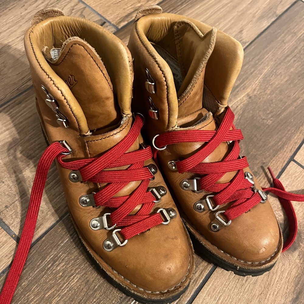 Mountain lt cascade Danner hiking boot